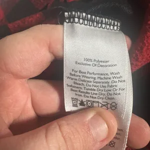 Eddie Bauer Women’s Medium Red Black Buffalo Plaid Fleece Pullover Snap Neck thumbnail 12