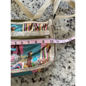 LeSportsac Crossbody‎ Bag Multi Color Fun Graphic Print Adjustable Strap thumbnail 4