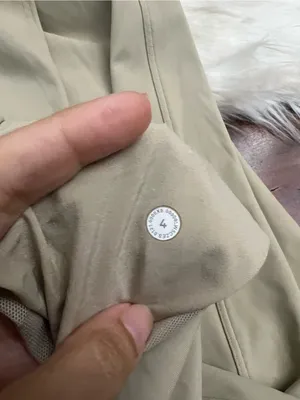 Lululemon Keep Moving Pant 7/8 High Rise Trench Size 4 Luxtreme Stretch Pants thumbnail 3