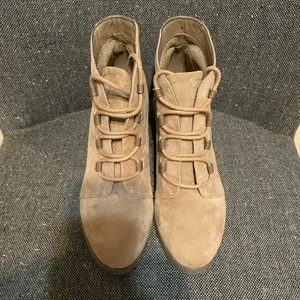 Madden Girl Lace-Up Brown Ankle Booties thumbnail 6