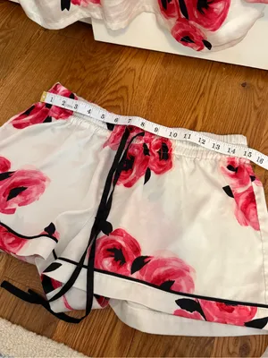 Kate Spade Roses Satin Pajama Set Long Sleeve Top and Shorts Size Large thumbnail 9