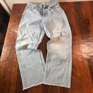Zara Womens Light Wash High Waisted Wide Leg‎ Raw Hem Denim Jeans Size 4 thumbnail 10