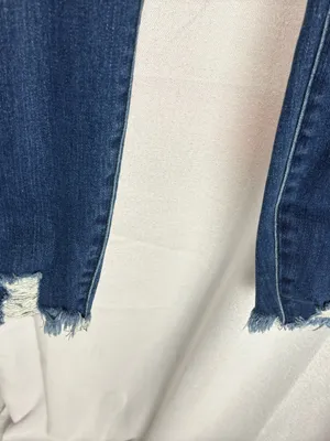 KANCAN Maurice’s Plus Size 24 Medium Wash Distressed Jeans EUC Blue thumbnail 4