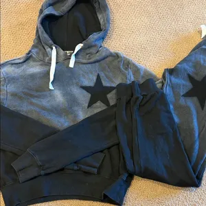 CHRLDR Black & Gray Ombré Star Sweatshirt Jogger Set Women’s Medium Drawstring thumbnail 1