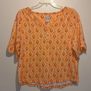 Chico's Orange Red Pattern Short Button Detail Sleeves Hi Low Crop Top SZ 3 / XL thumbnail 1