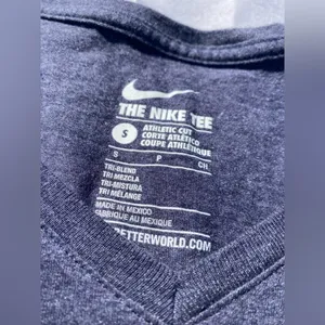 T-Shirt thumbnail 7