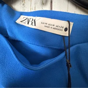 Zara Women's Blue Sleeveless Blouse Sz M NWT thumbnail 5