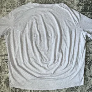 Lululemon Back In Action Short Sleeve Shirt thumbnail 5