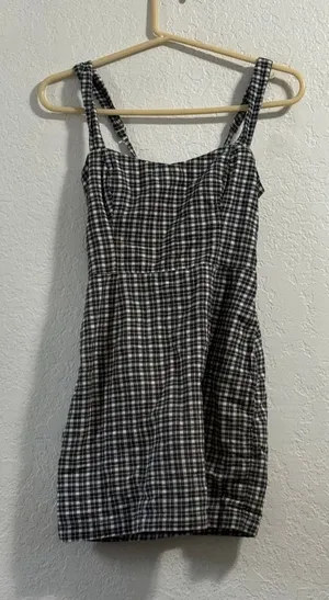 Abercrombie & Fitch Checkered Mini Dress in Black and Cream XS thumbnail 1