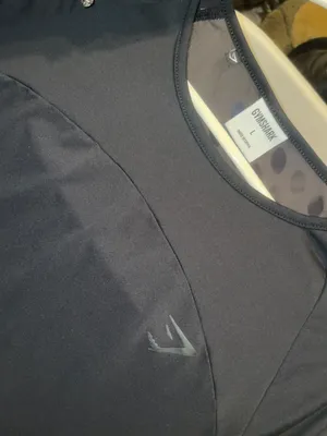 Gymshark long sleeve thumbnail 3