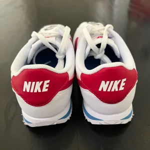 New NIKE Cortez GS 'Forrest Gump' 2024 thumbnail 7