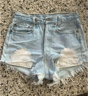 Levi’s Shorts thumbnail 1