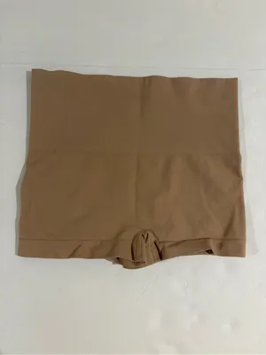 Spanx Ecocare Seamless Shaping Compression Boyshorts Nude Tan Size Medium thumbnail 3