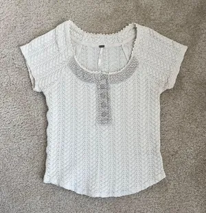White Tee thumbnail 1