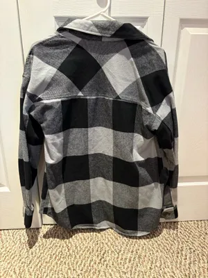 Blue Pepper Shacket Gray thumbnail 2