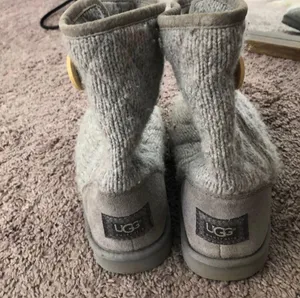 UGG Boots thumbnail 2