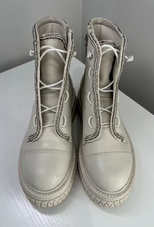 Schutz Amirah White Leather Rhinestone Embellished‎ Platform Combat Boots 6B thumbnail 1