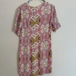 Free People Mini Tunic Dress‎ Sz Medium Pink Printed Short Sleeve V-neck Lined thumbnail 3