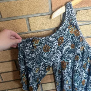 Free People Hummingbird Chloe Cold Shoulder Blouse Blue Paisley Print Size Small thumbnail 3