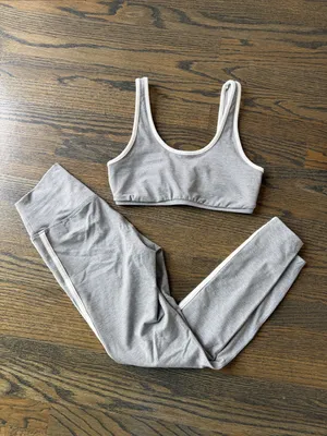 Old Navy PowerChill Side-Striped Leggings & Tank Matching Set size XS Grey NWOT thumbnail 10