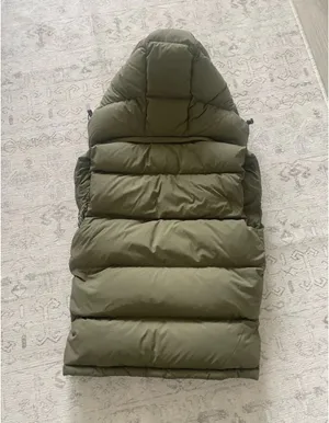 Aritzia super puff vest  thumbnail 3