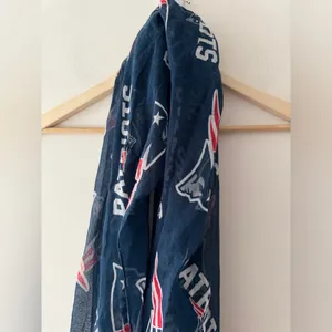 New‎ England Patriots Football Infinity Scarf thumbnail 2