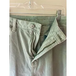 American Eagle Sz 14 Sage Green Womens Ripped High Rise Straight Mom Jeans thumbnail 4