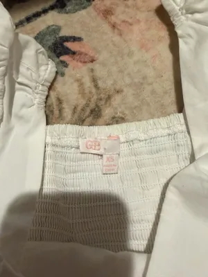 White cropped top Size XS thumbnail 3