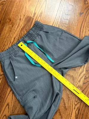 FIGS Zamora Jogger Scrub Pants Gray Heather Size Small Technical Collection thumbnail 7