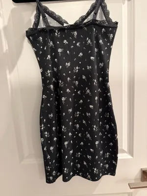 Black mini dress with floral print and lace trim thumbnail 3