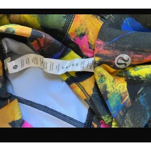 Lululemon Wunder Train High Rise Shorts & Top Set 6 Undertone Black Multi Print thumbnail 5