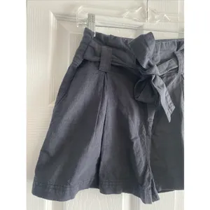 Free People Paperbag Waist Shorts Womens Size 2 Grey Linen‎ Blend Boho Casual thumbnail 2
