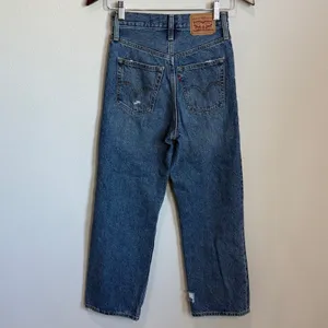 Levis 501 Faded Distressed Ribcage Straight Ankle Jeans Inseam 27" Size 24 thumbnail 4
