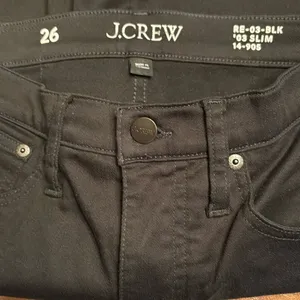 J. Crew Women’s Mid-rise slim jean in 2003 super-stretch black Size 26 NWOT Flaw thumbnail 6
