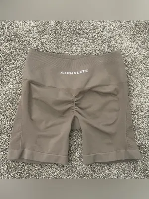 Women’s Alphalete Amplify Contour Shorts Mocha Brown Size M thumbnail 6