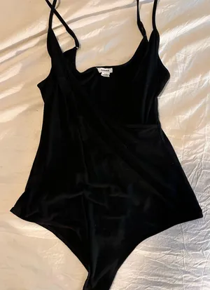 Garage Black Bodysuit crossover  thumbnail 1
