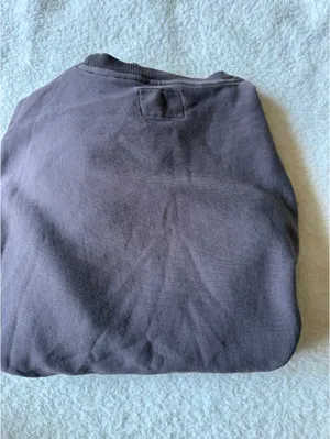 American Eagle Oversized Vintage Crewneck thumbnail 3