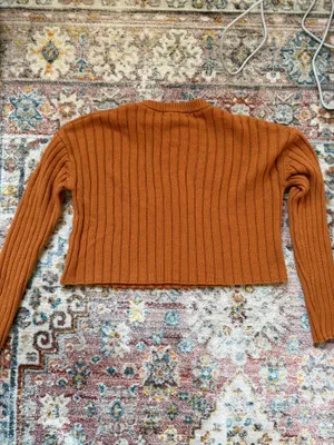Small Forever 21 Cropped Sweater thumbnail 2