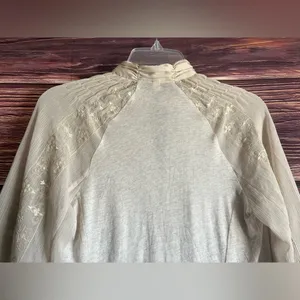 Tiny victorian style, cream color, long sleeve shirt. Size X-Small. thumbnail 4