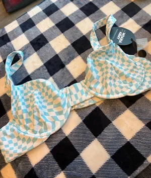 Moana Bikini Top NWT thumbnail 1