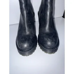 Dr. Martens Chelsea Boots Womens Size 8 Magdalena Black Leather Ankle Zip Heeled thumbnail 10