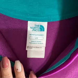 The North Face Purple Teal Spellout Mock Neck Zip Up Outdoor‎ Jacket thumbnail 4