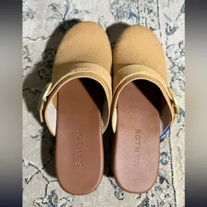 ROTHY'S The Classic Heeled Mule Clogs thumbnail 9