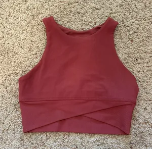 Workout Top Red thumbnail 1