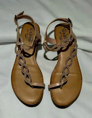 Unlisted by Kenneth Cole Embellished Wedge Sandals Size 7 thumbnail 2