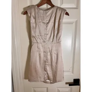 DO+BE Champagne Satin Ruched Mini Dress Sleeveless Padded Shoulder GY0997 NWT thumbnail 7
