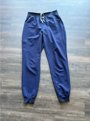 FIGS Jogger Scrub Set  thumbnail 5