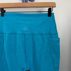Beyond Yoga XL Spacedye Out Of Pocket Leggings Cali Blue Heather Pilates Outdoor thumbnail 4
