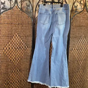 KanCan Signature High Rise Print Inset Blue Flared Women's Jeans Size 29 thumbnail 9