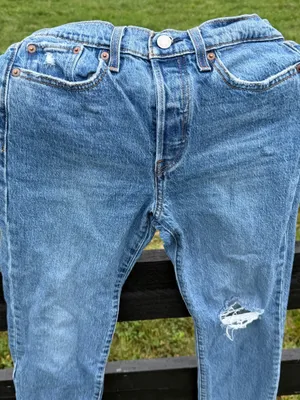 Levi’s Jeans Wedgie Straight Light Wash Distressed Size 26 thumbnail 2